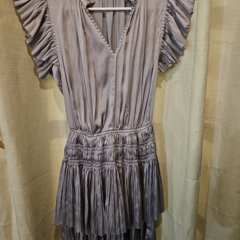 Elegant Ruffled Sleeve Dress in Gray